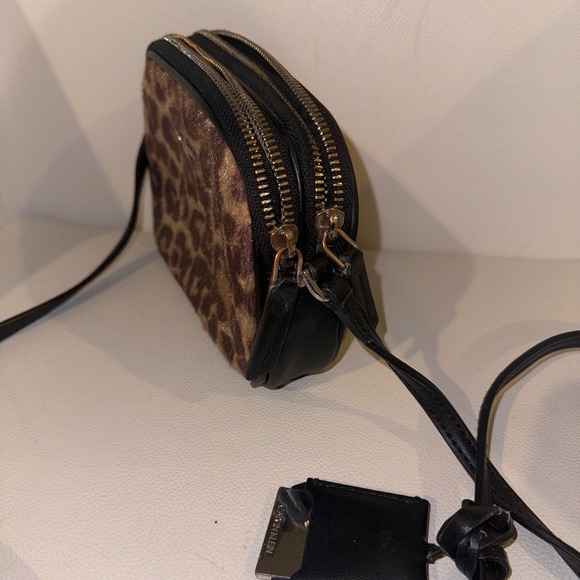Calvin Klein Crossbody - Picture 4 of 6